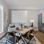Alterra Cozy Studio Beechwood 10